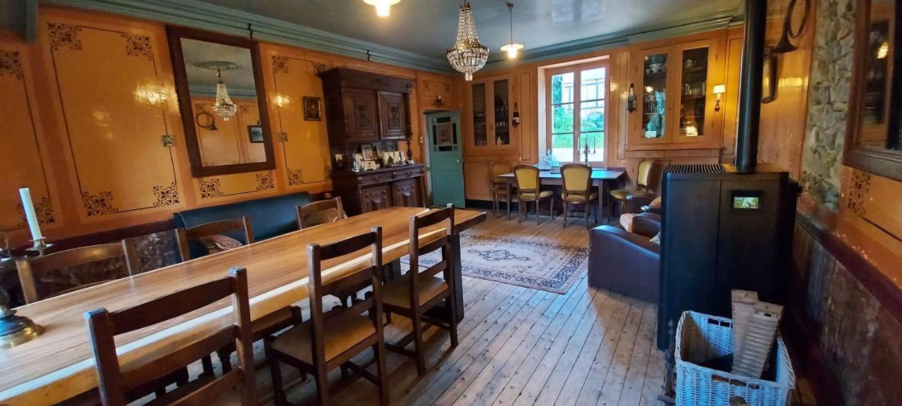 Chambres d'hôtes a l'étang d'Yonne Arleuf Esterno foto