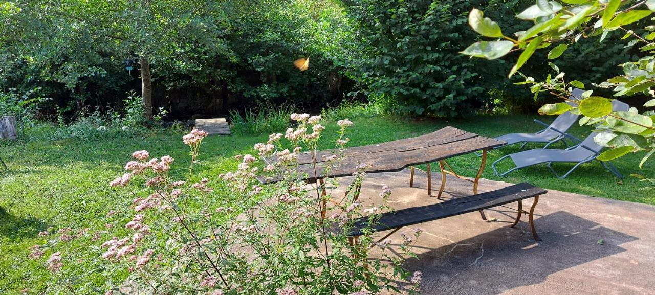 Chambres d'hôtes a l'étang d'Yonne Arleuf Esterno foto