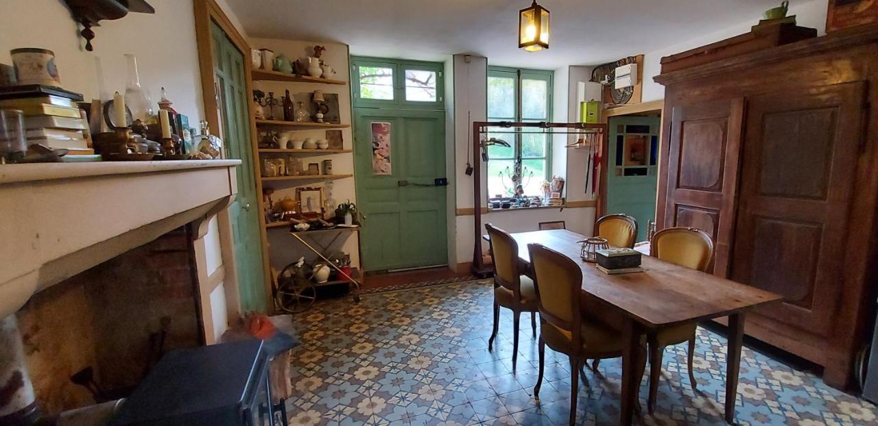 Chambres d'hôtes a l'étang d'Yonne Arleuf Esterno foto